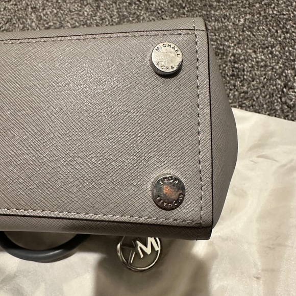 Michael Kors Handbag - Picture 6 of 7